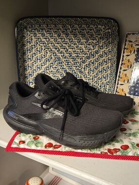 Brooks Glycerin Men's All-Black Mesh Athletic Running Shoes Size 9.5 Mens